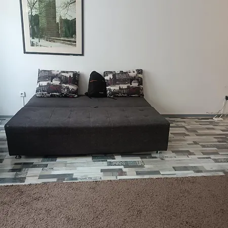 Моцарт Millenium Park Apartment Promyshlennyy Exterior photo